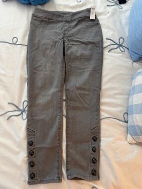 Chico's Gray Cropped Ankle Button-Trim Jeans